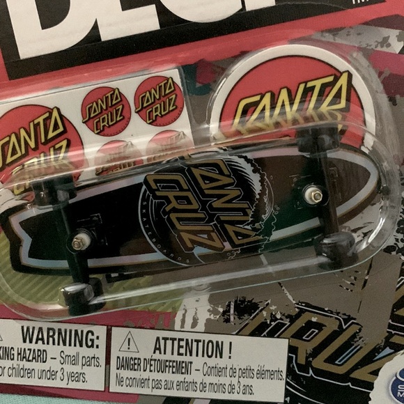 Tech Deck Throwback Series Fingerboard Santa Cruz Ultra Rare Walmart Exclusive - Picture 10 of 10